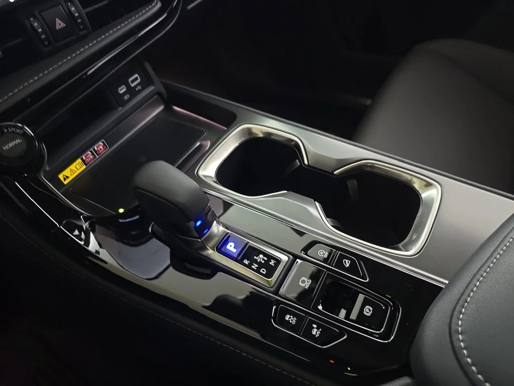 New 2026 Nori Green Pearl Lexus PREMIUM image 23