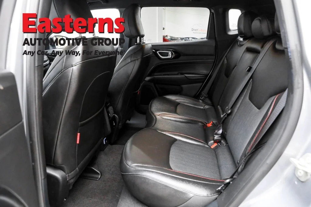 Used 2024 Gray Jeep Trailhawk image 21