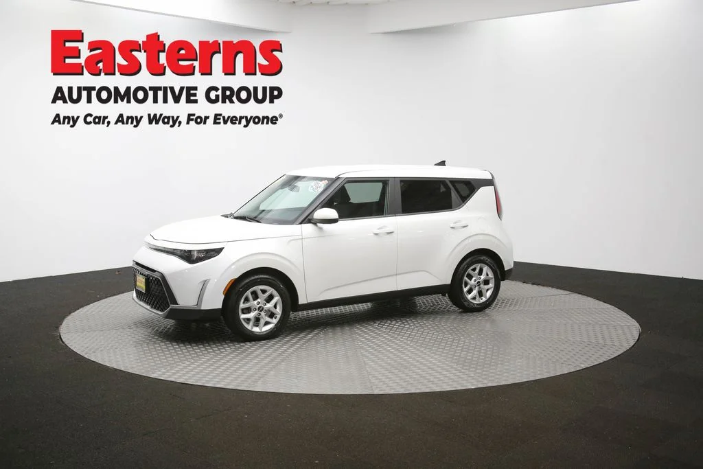 Used 2023 White Kia LX image 55