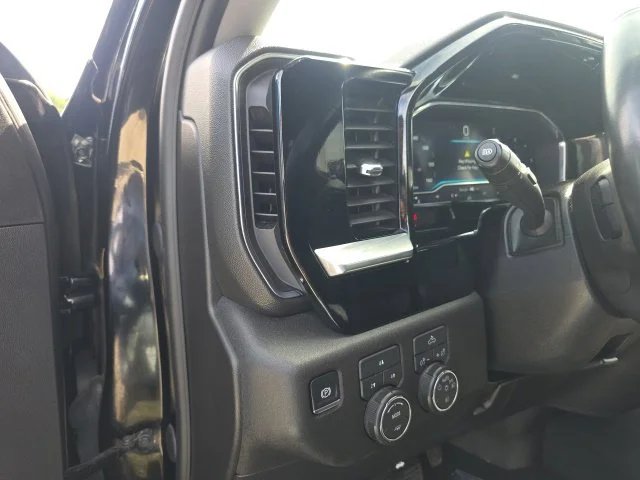Used 2025 Black Chevrolet LT image 15
