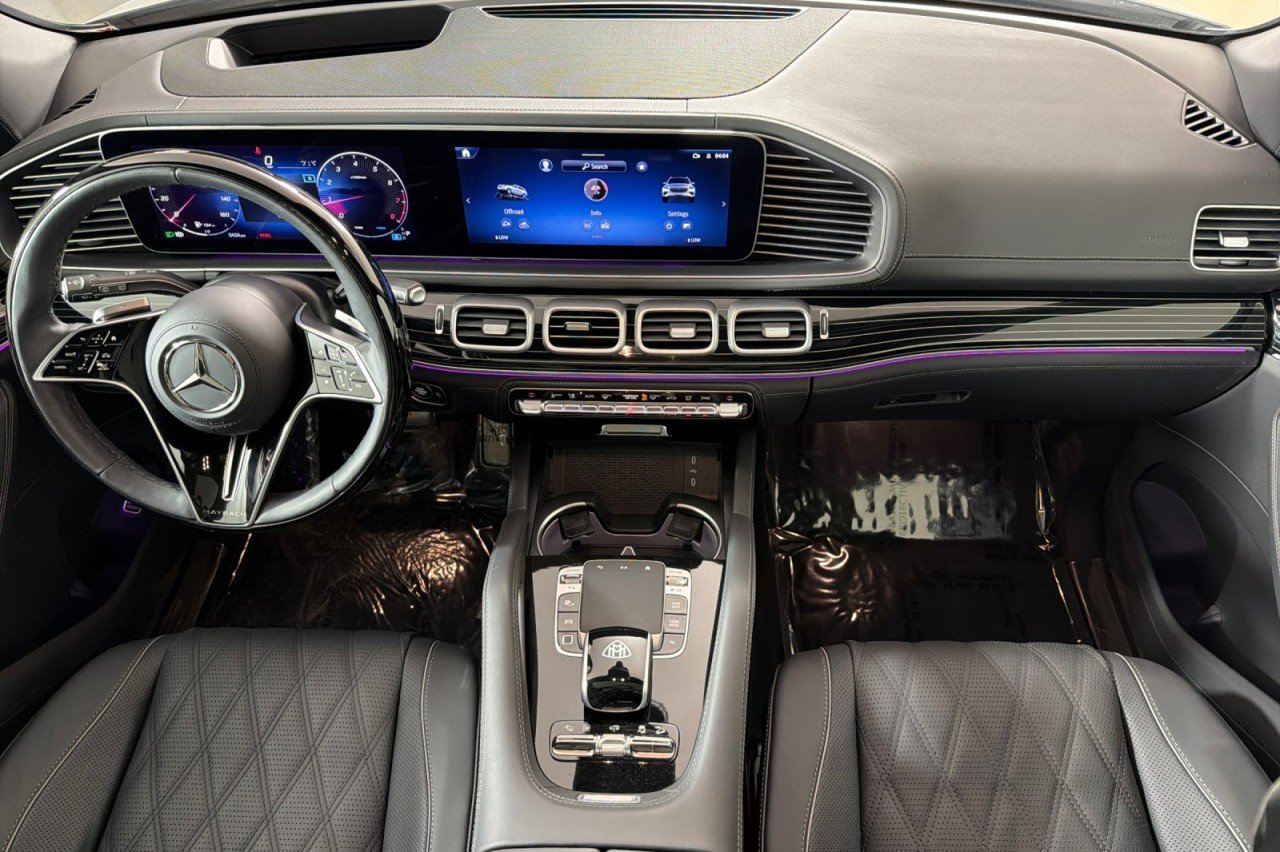 Certified Used 2025 MANUFAKTUR Alpine Grey Mercedes-Benz Maybach GLS 600 image 12