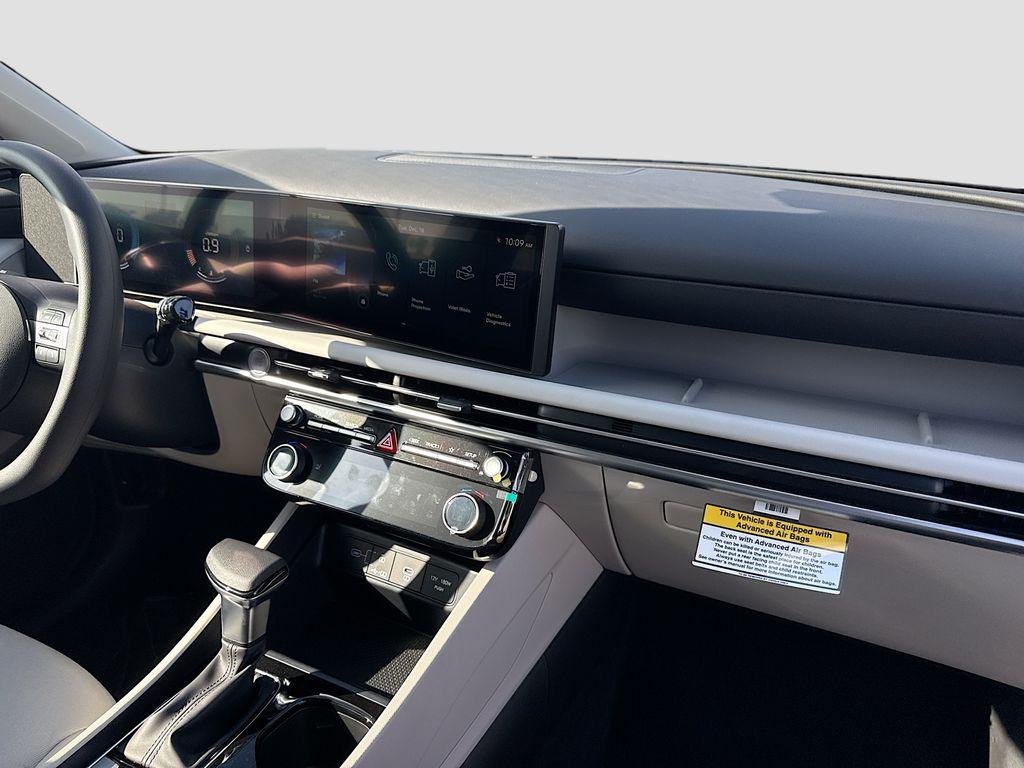 New 2026 Hampton Gray Hyundai SEL FWD image 22