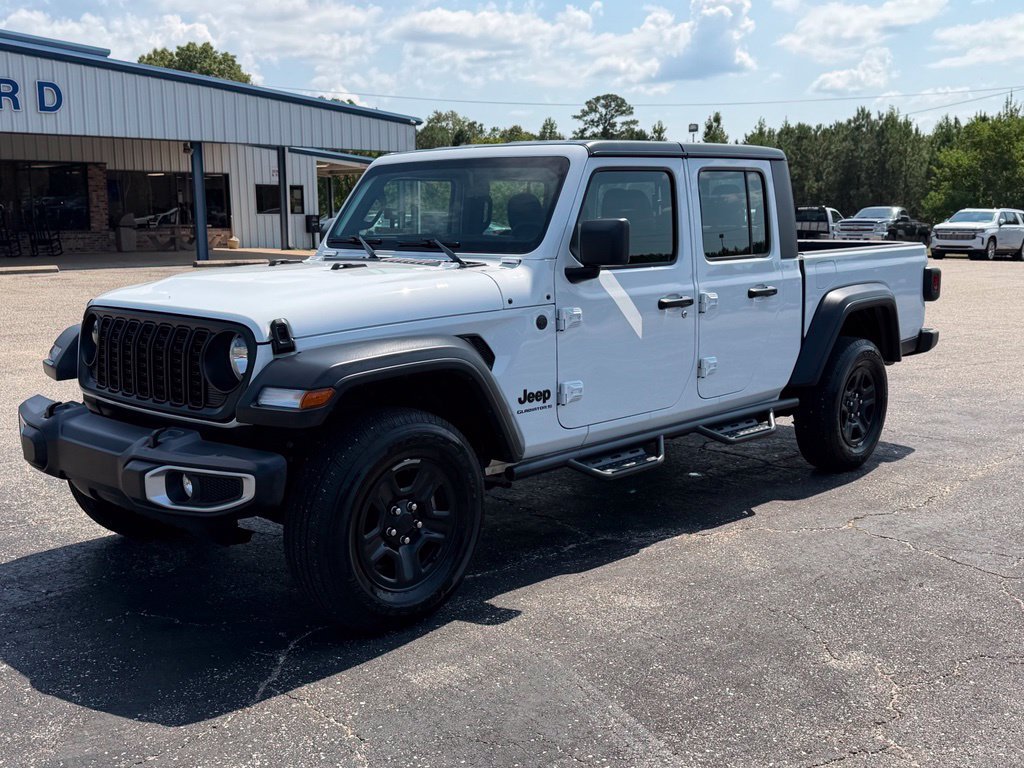 Used 2025 White Jeep Sport image 21