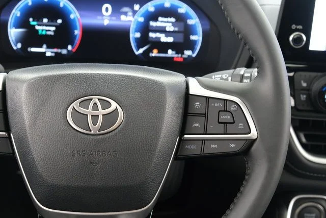 Certified Used 2026  Toyota Limited image 14