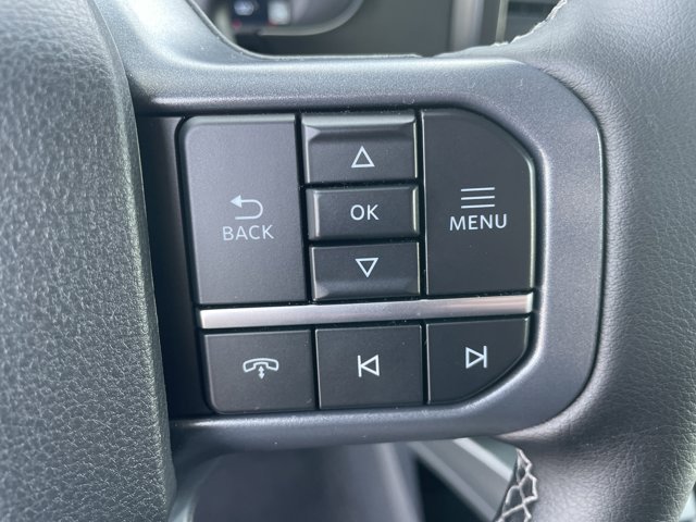 New 2026 Star White Metallic Tri-Coat Ford F-350® Lariat® image 18
