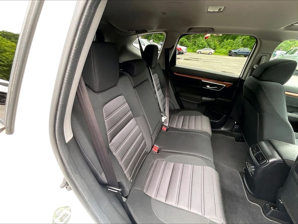 Used 2018 White Honda EX image 19