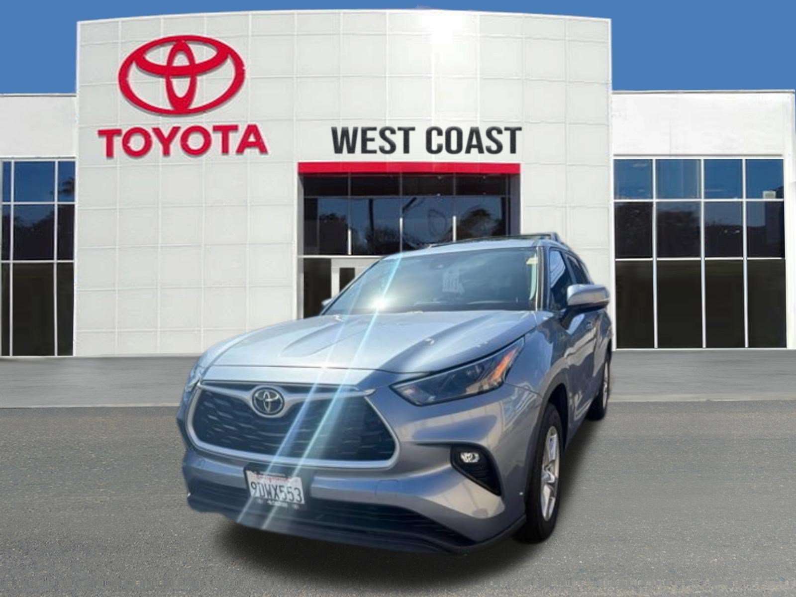 Used 2023 Moon Dust Toyota LE image 1