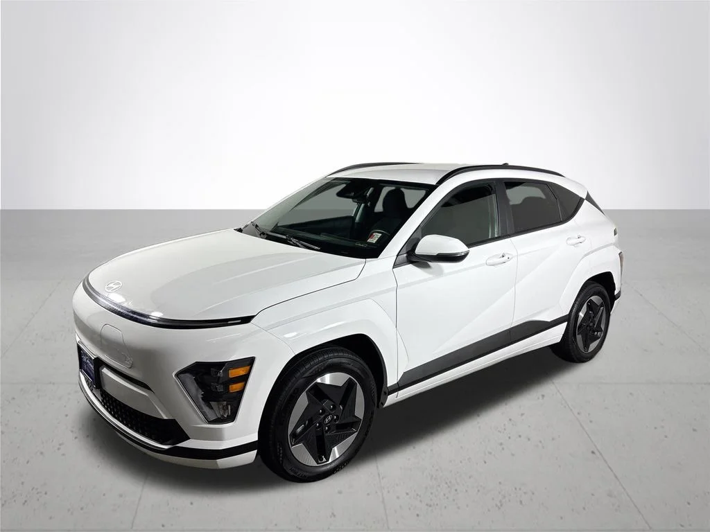 Used 2024 Hyundai Kona EV SEL with VIN KM8HC3A65RU011902 for sale in Gladstone, OR