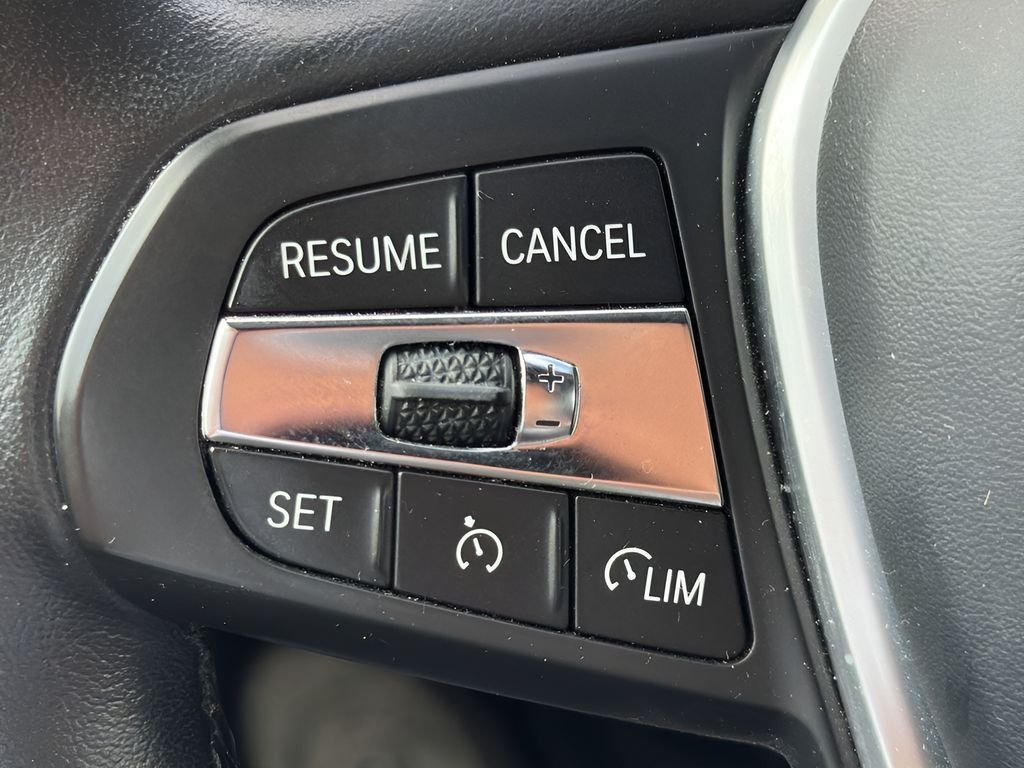 Used 2021 Gray BMW 330i xDrive image 22