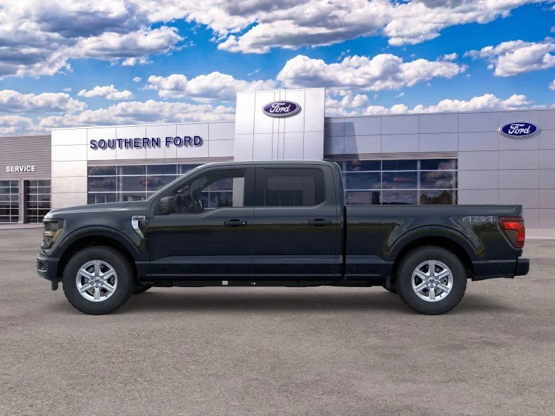 New 2026 Black Ford XLT image 3