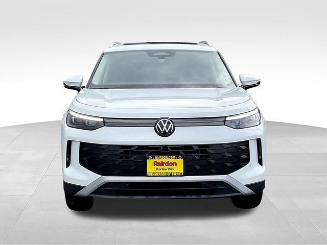 2025 Volkswagen Tiguan SE - Photo 16