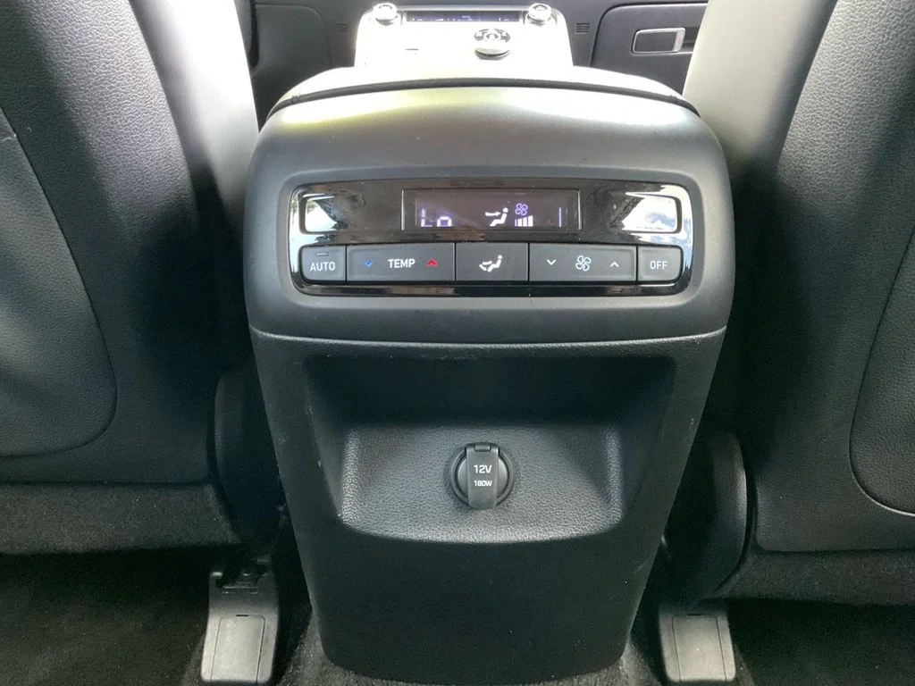 Used 2024 Gray Hyundai SEL image 23