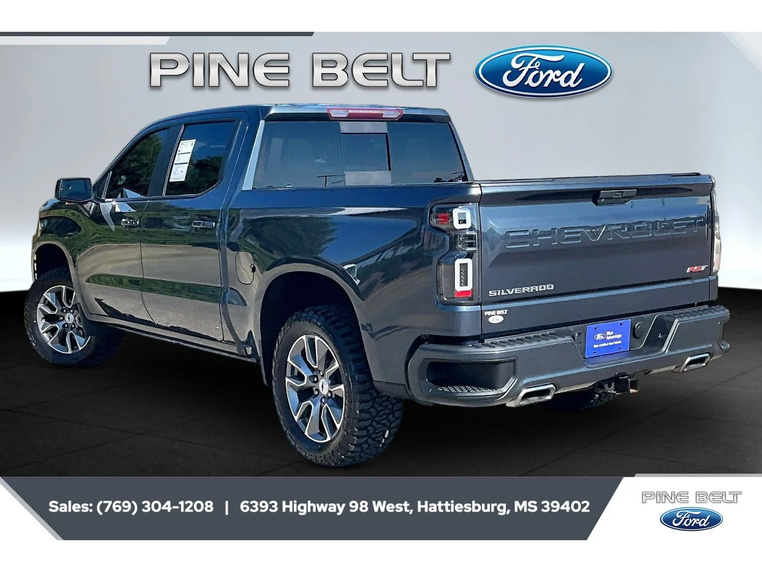 Used 2021 Shadow Gray Metallic Chevrolet RST image 2