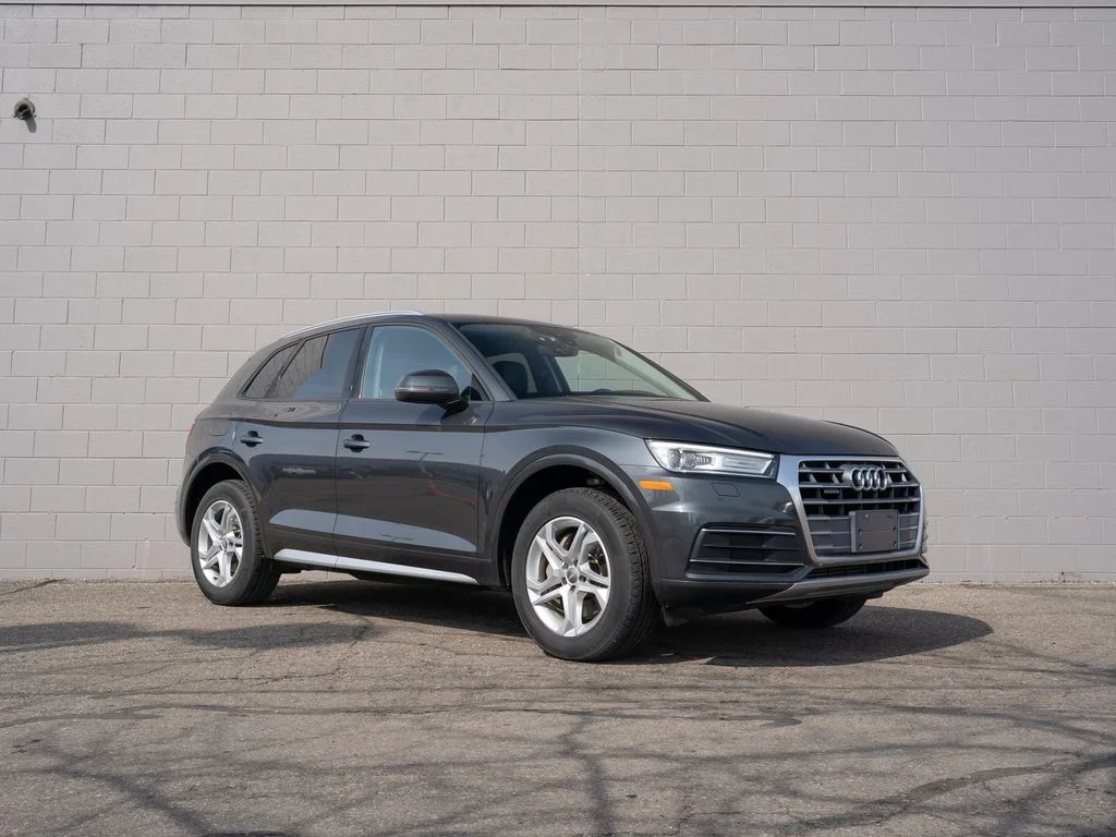 Used 2018  Audi 2.0T image 9