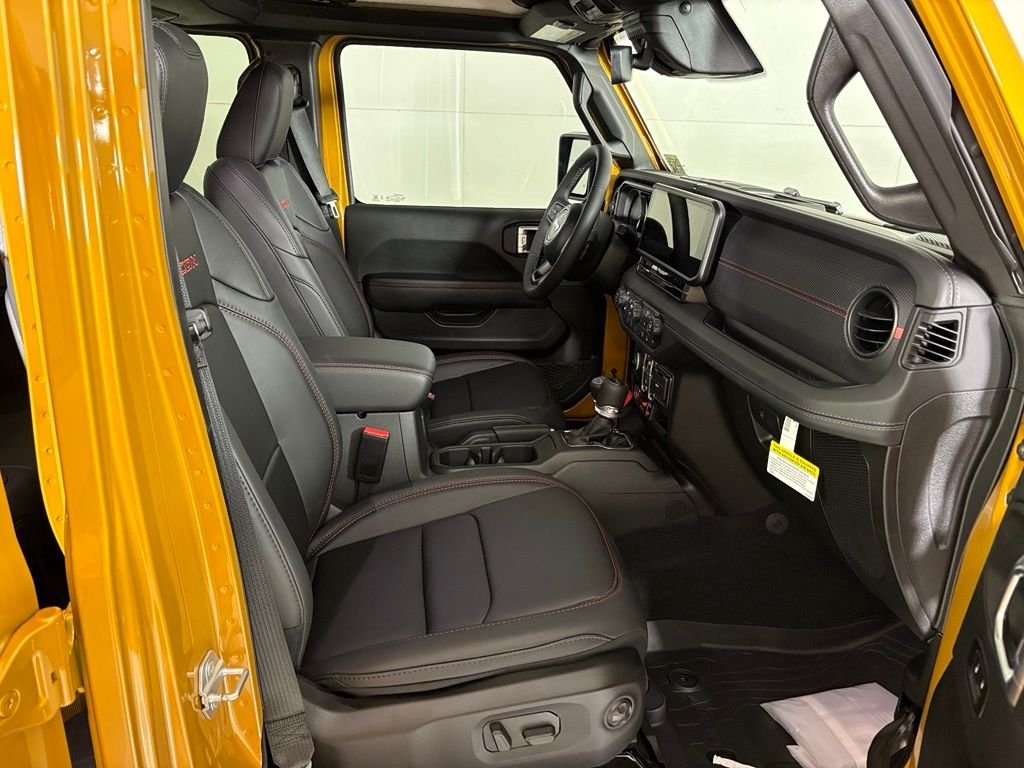 New 2026 Goldilocks Exterior Paint Jeep Rubicon X image 19