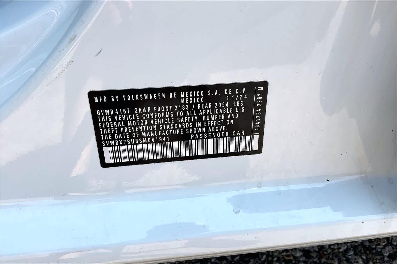 Used 2025 Pure White Volkswagen Sport image 32