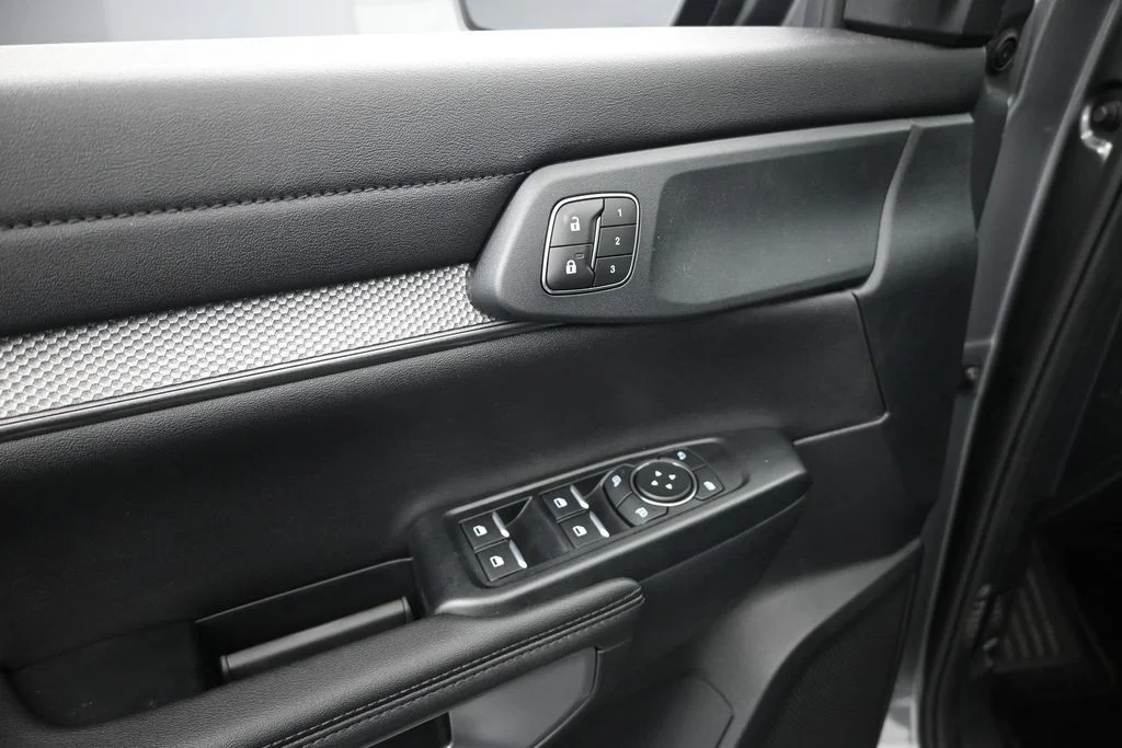 New 2026 Gray Ford Lariat image 10