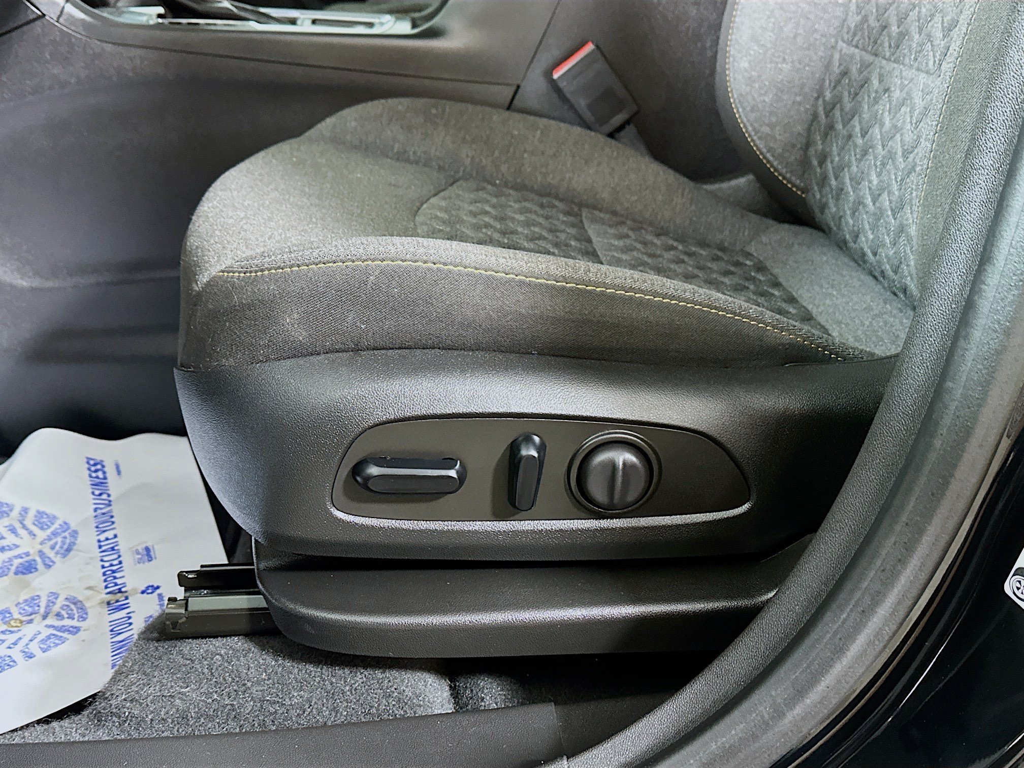 Used 2023 Mosaic Black Metallic Chevrolet LT image 19