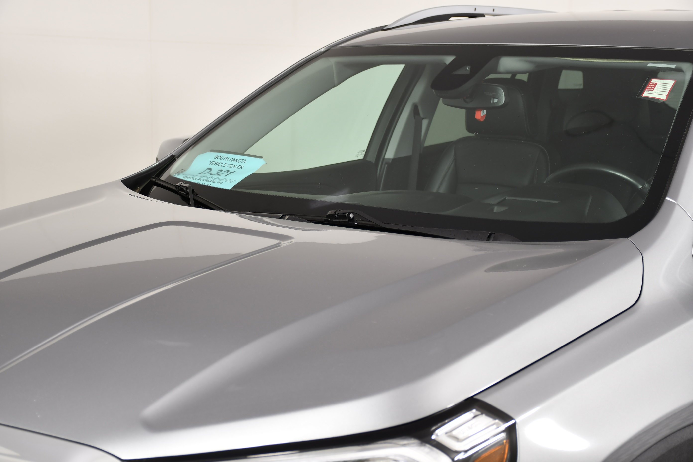 Used 2024 Sterling Metallic GMC SLT image 12
