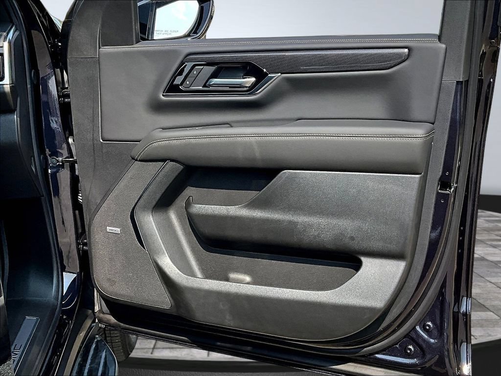 New 2026 Titanium Rush Metallic GMC Elevation image 34