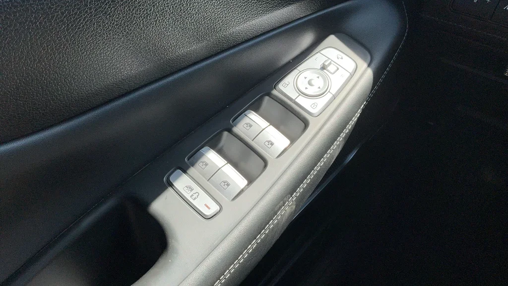 Used 2023 Gray Hyundai Calligraphy image 14