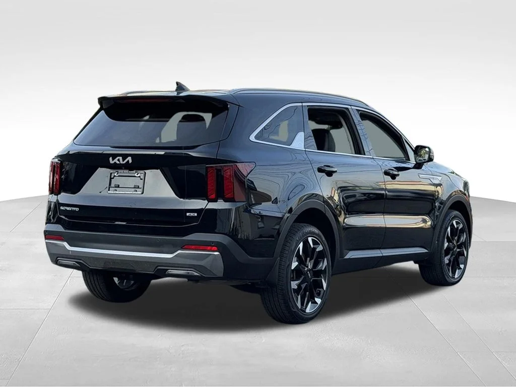 Used 2024 Black Kia X-Line EX image 5