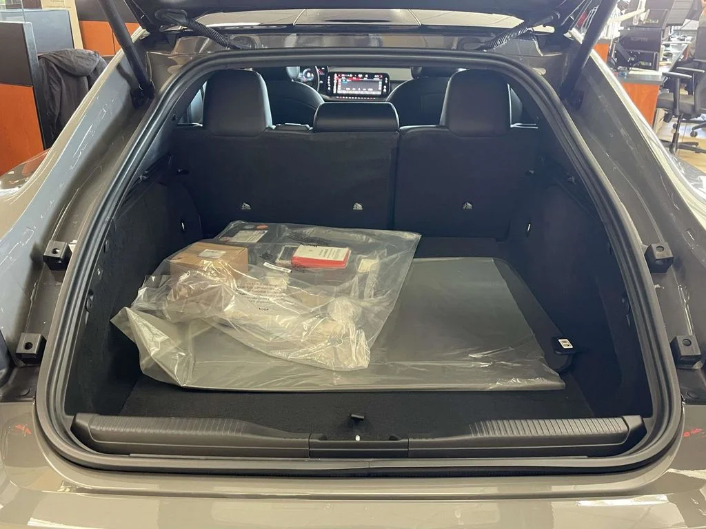 New 2026 Destroyer Gray Exterior Paint Dodge R/T Scat Pack image 32
