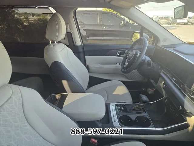 Used 2026 White Kia EX image 9