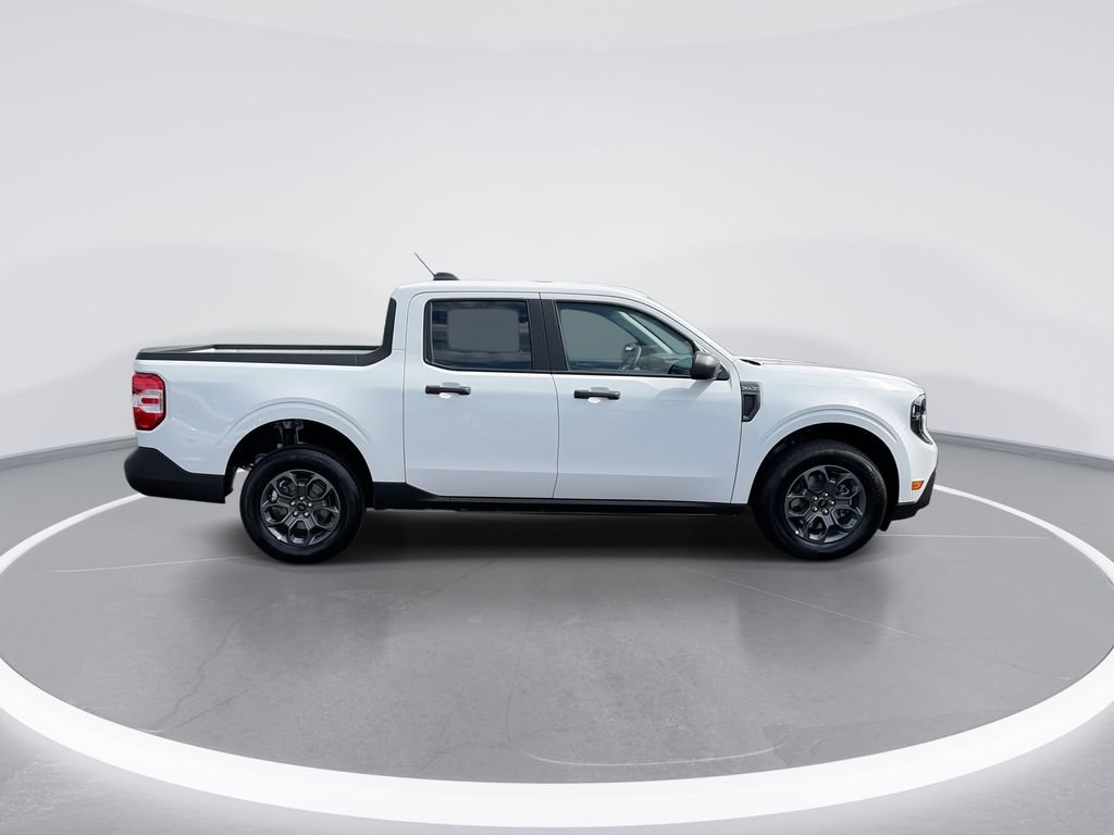 New 2026 White Ford XLT image 9