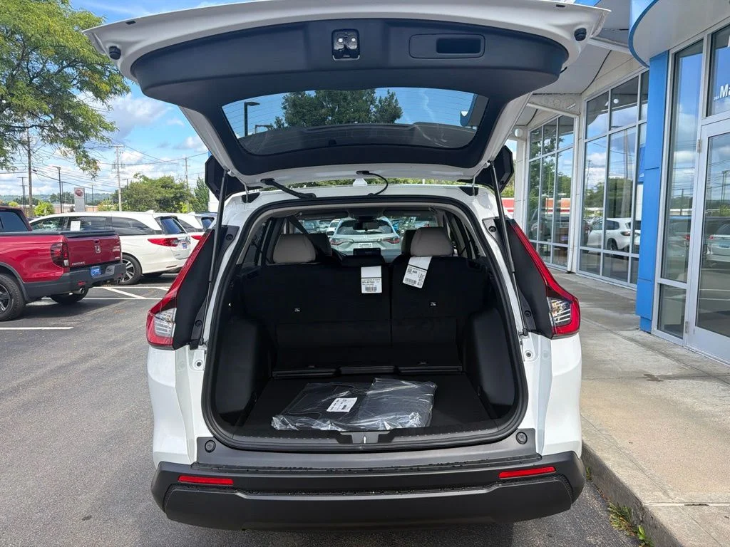 New 2027 Platinum White Pearl Honda LX AWD image 7
