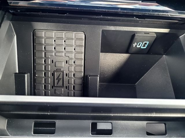 Used 2026 White Ford Lariat image 19