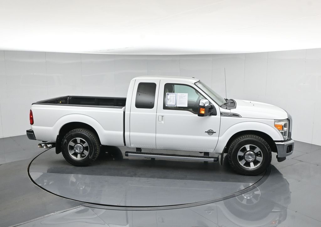 Used 2013 White Ford Lariat image 53
