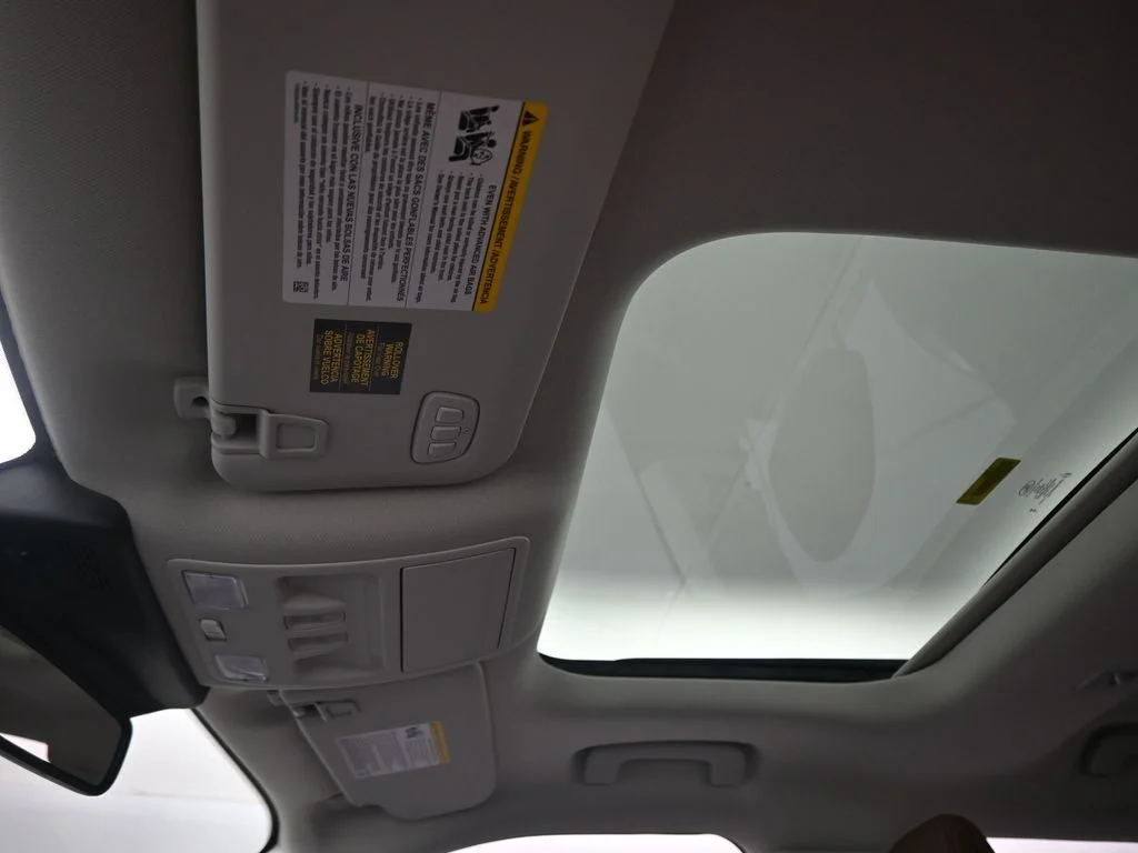 New 2025 Carbonized Gray Metallic Ford Outer Banks image 21