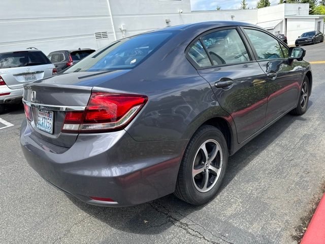 Used 2015 Gray Honda SE image 5