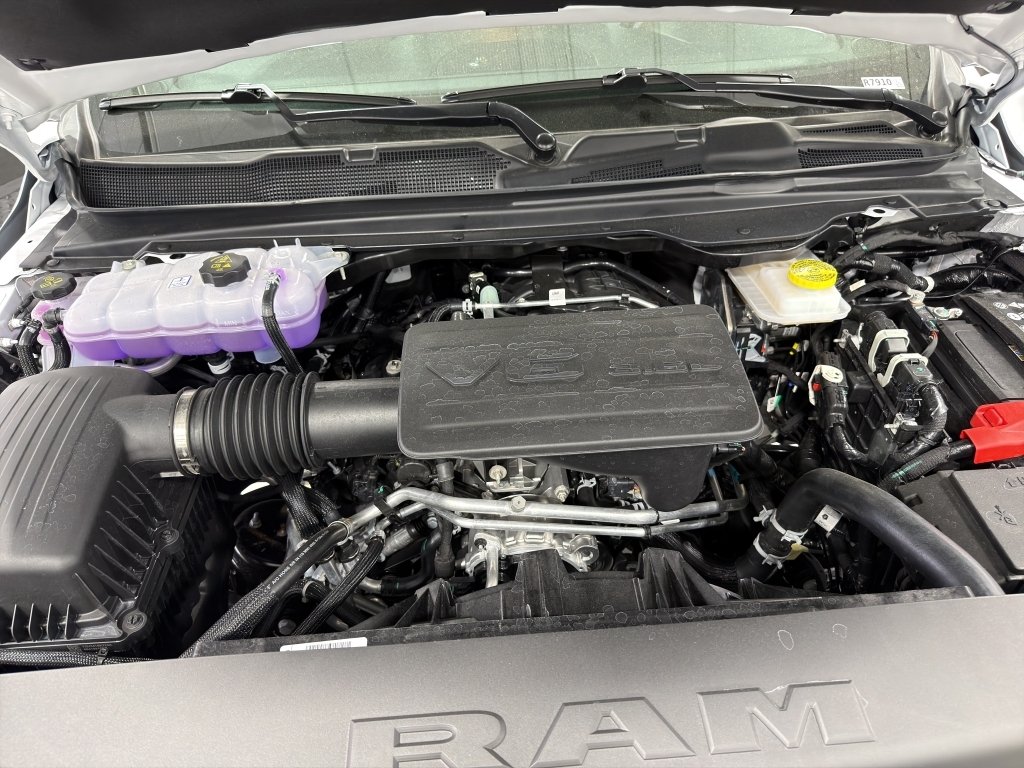 New 2026 Bright White Clearcoat RAM Tradesman image 19
