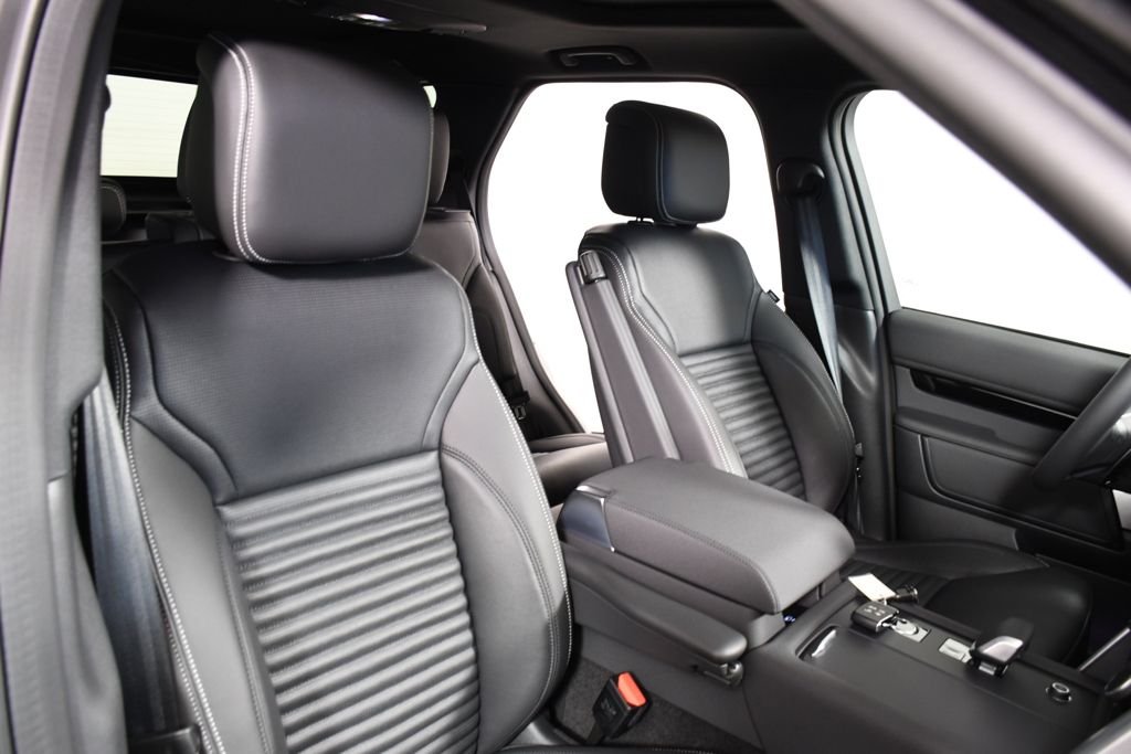 New 2026 Santorini Blk Land Rover S image 20