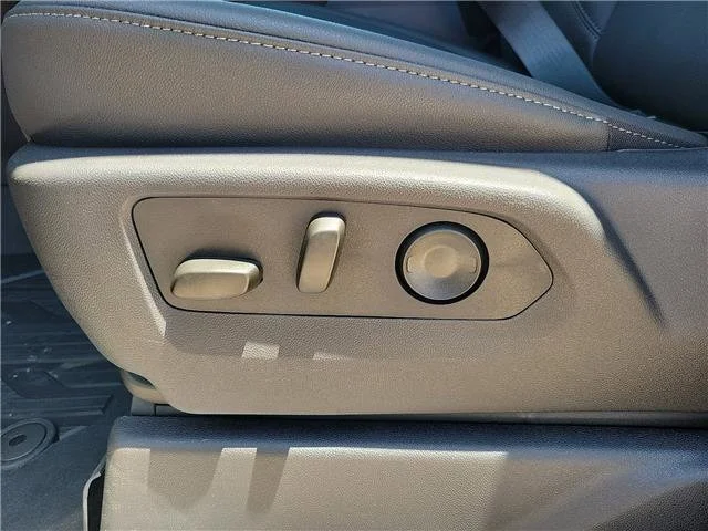 New 2026 Onyx Black GMC SLT image 15