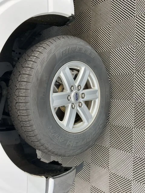 Used 2021 White Ford XLT image 7