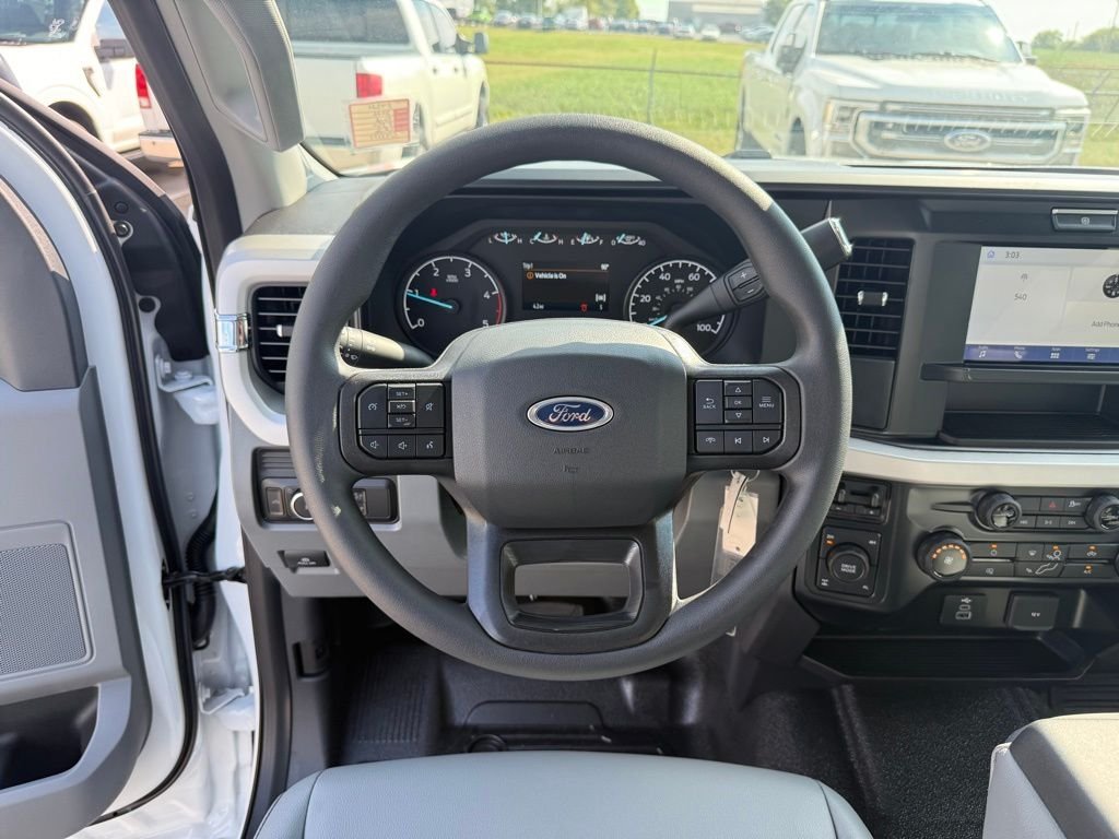 2026 Ford F-350 Super Duty XL - Photo 13