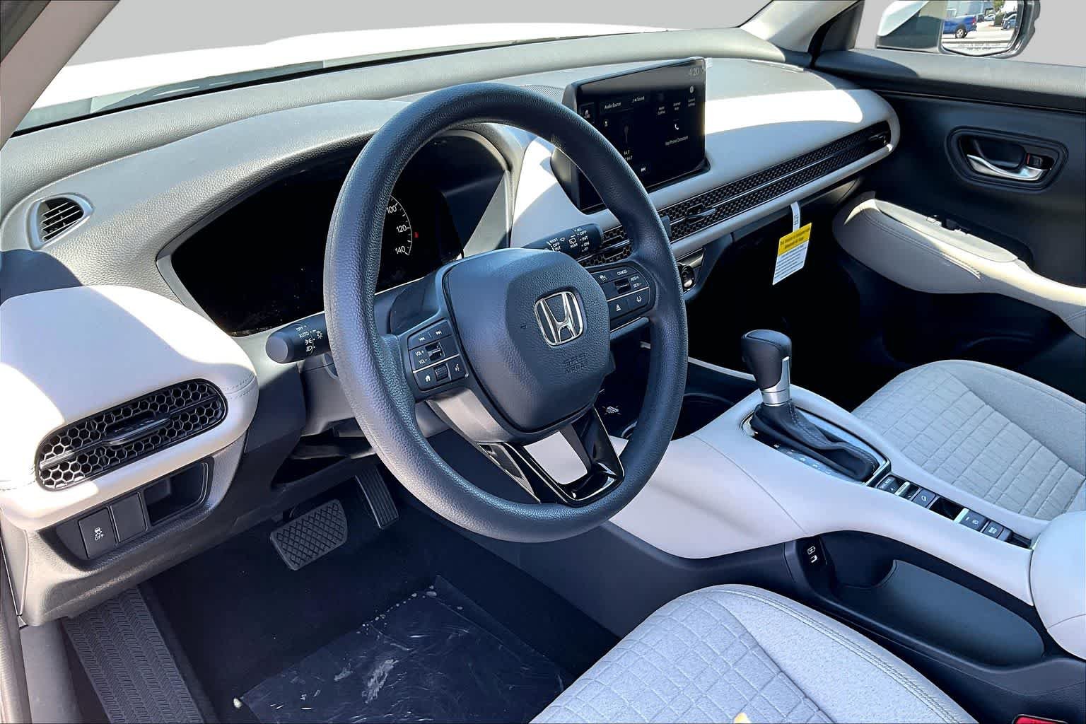 New 2027 Platinum White Pearl Honda LX image 8