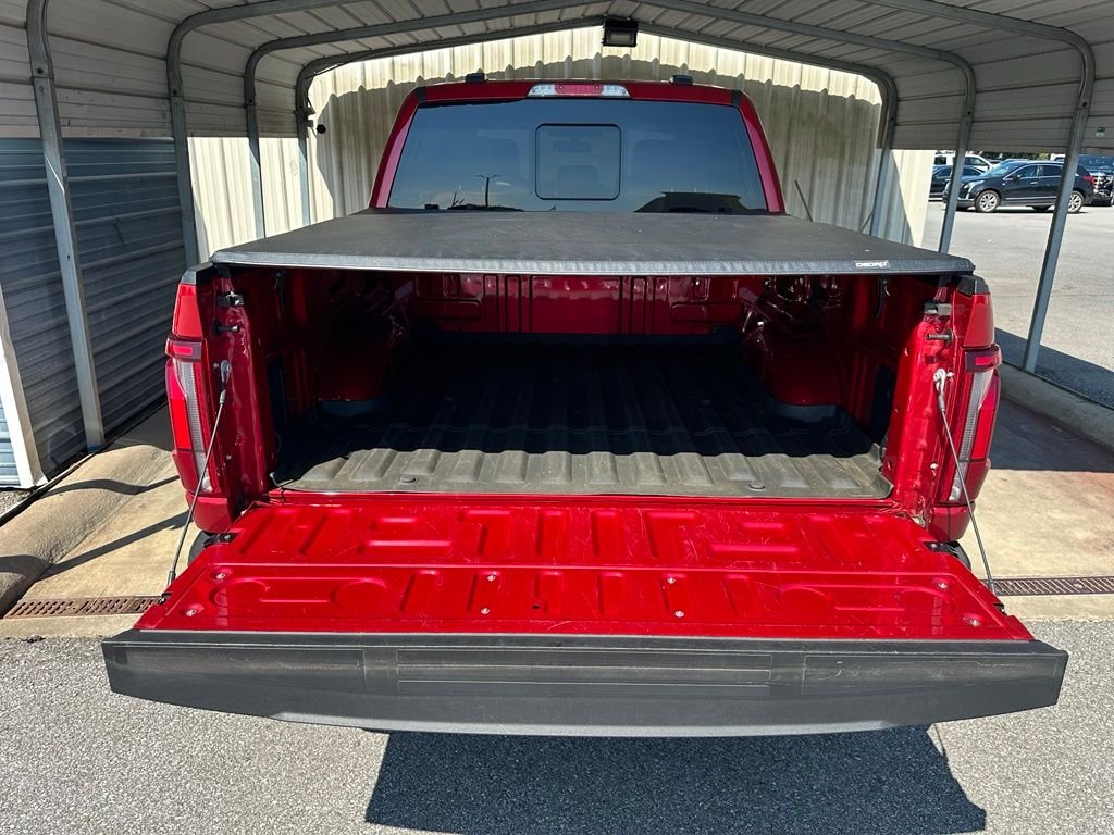 Used 2025 Red Ford Lariat image 33