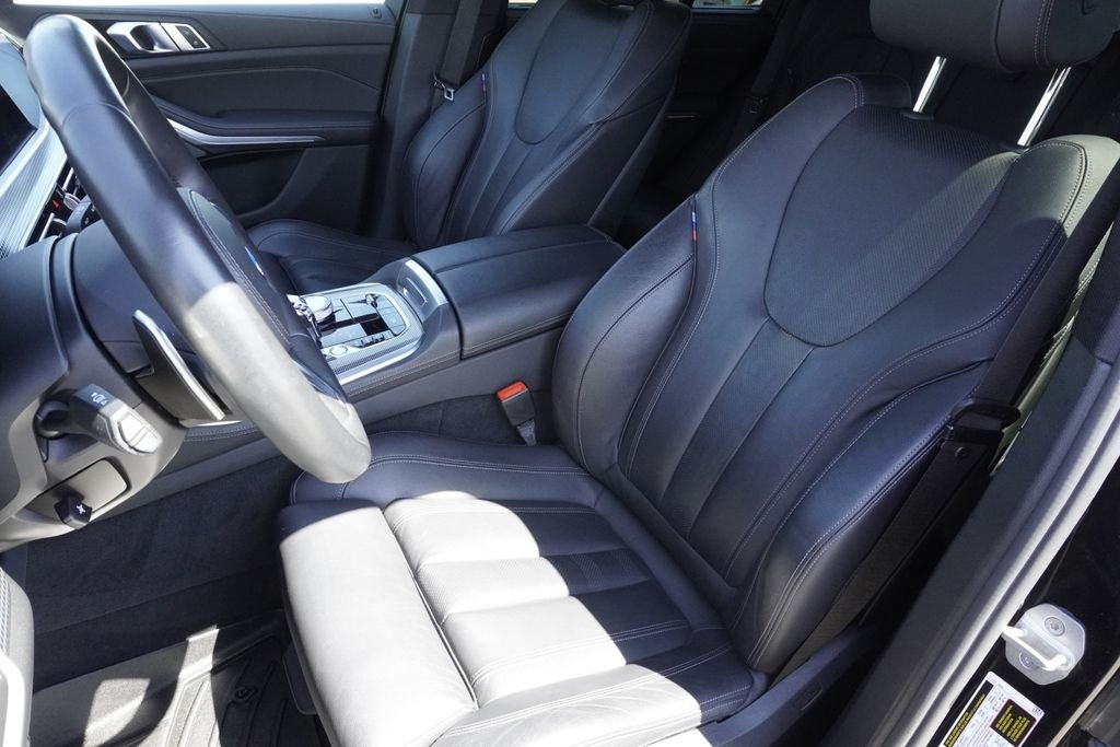 Used 2021 Black BMW xDrive45e image 20