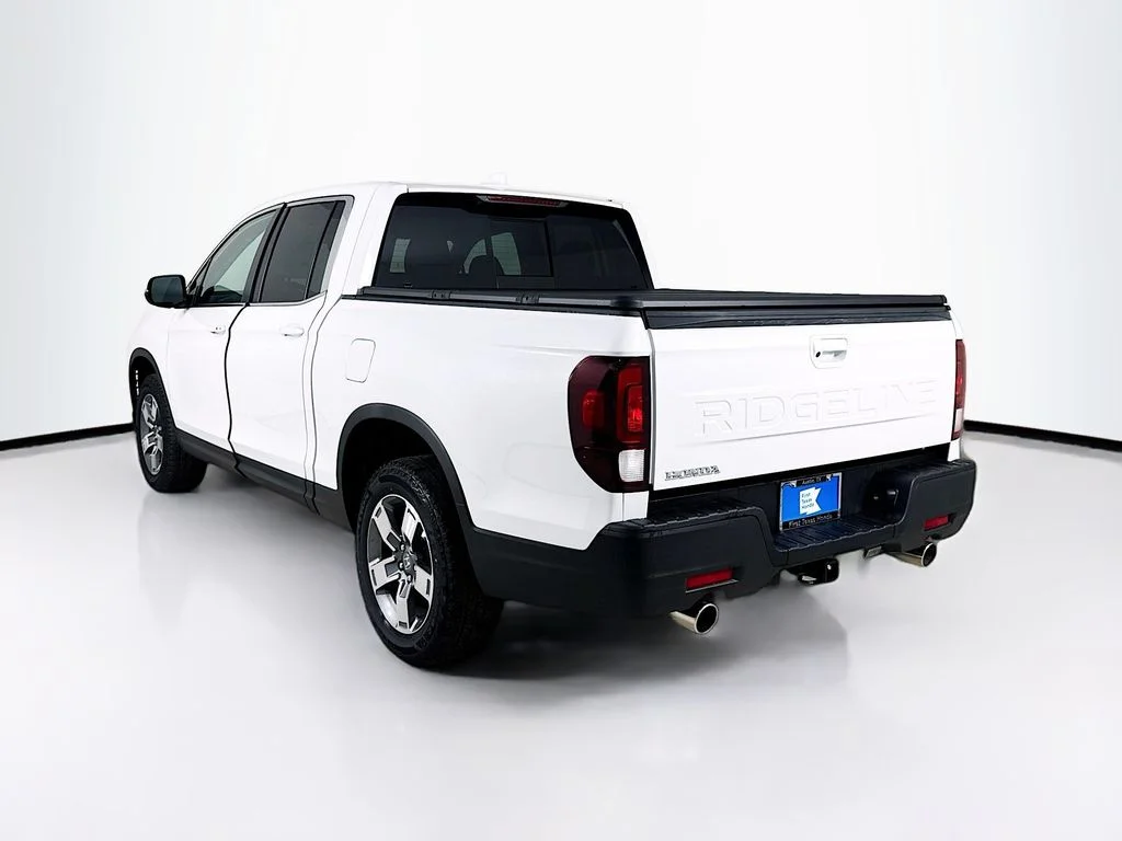 New 2026 Platinum White Pearl Honda RTL image 6