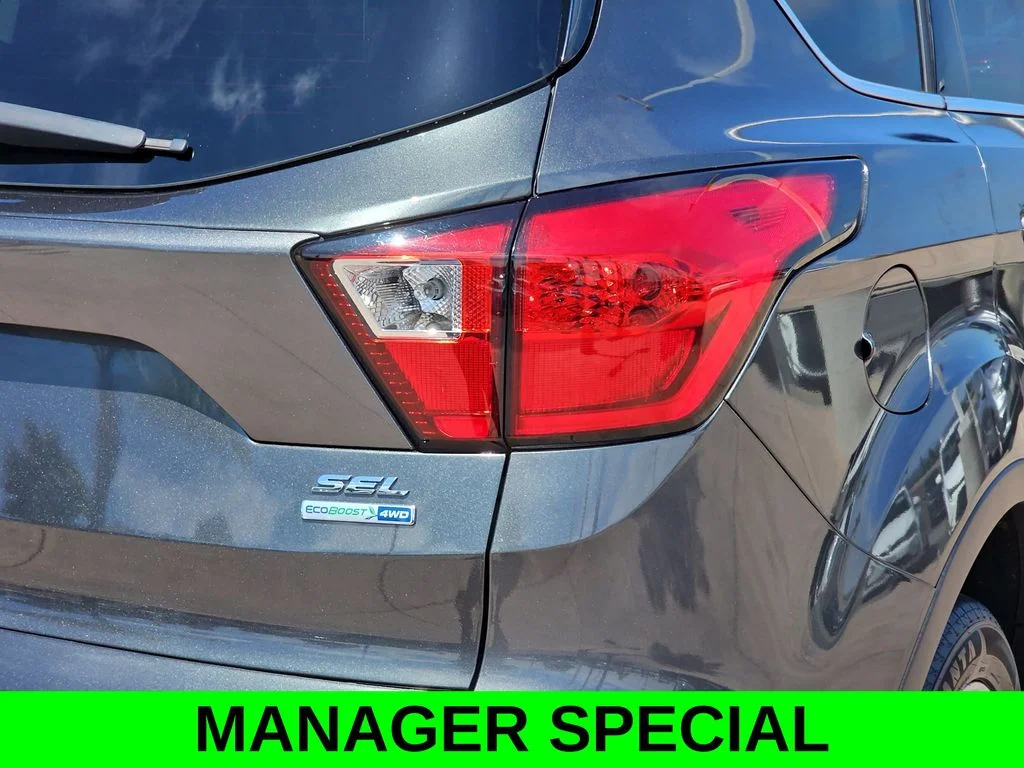 Used 2019 Gray Ford SEL image 39