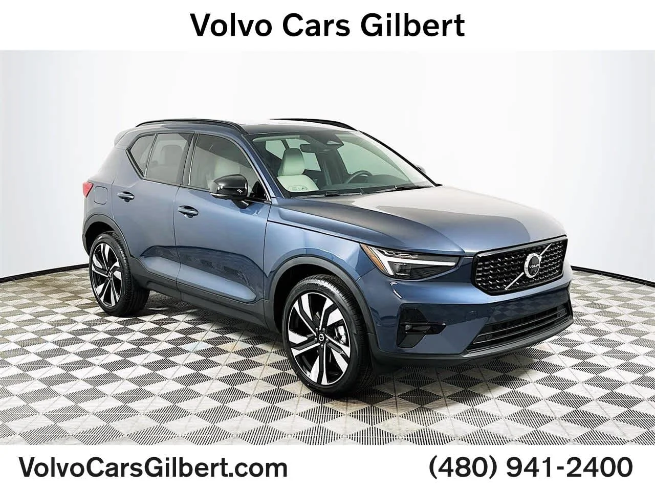 2026 Volvo XC40 B5 Ultra Dark AWD's photo