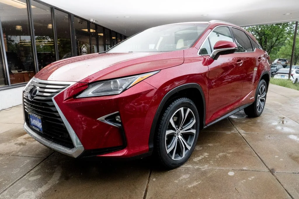 Used 2019 Red Lexus 450h image 3