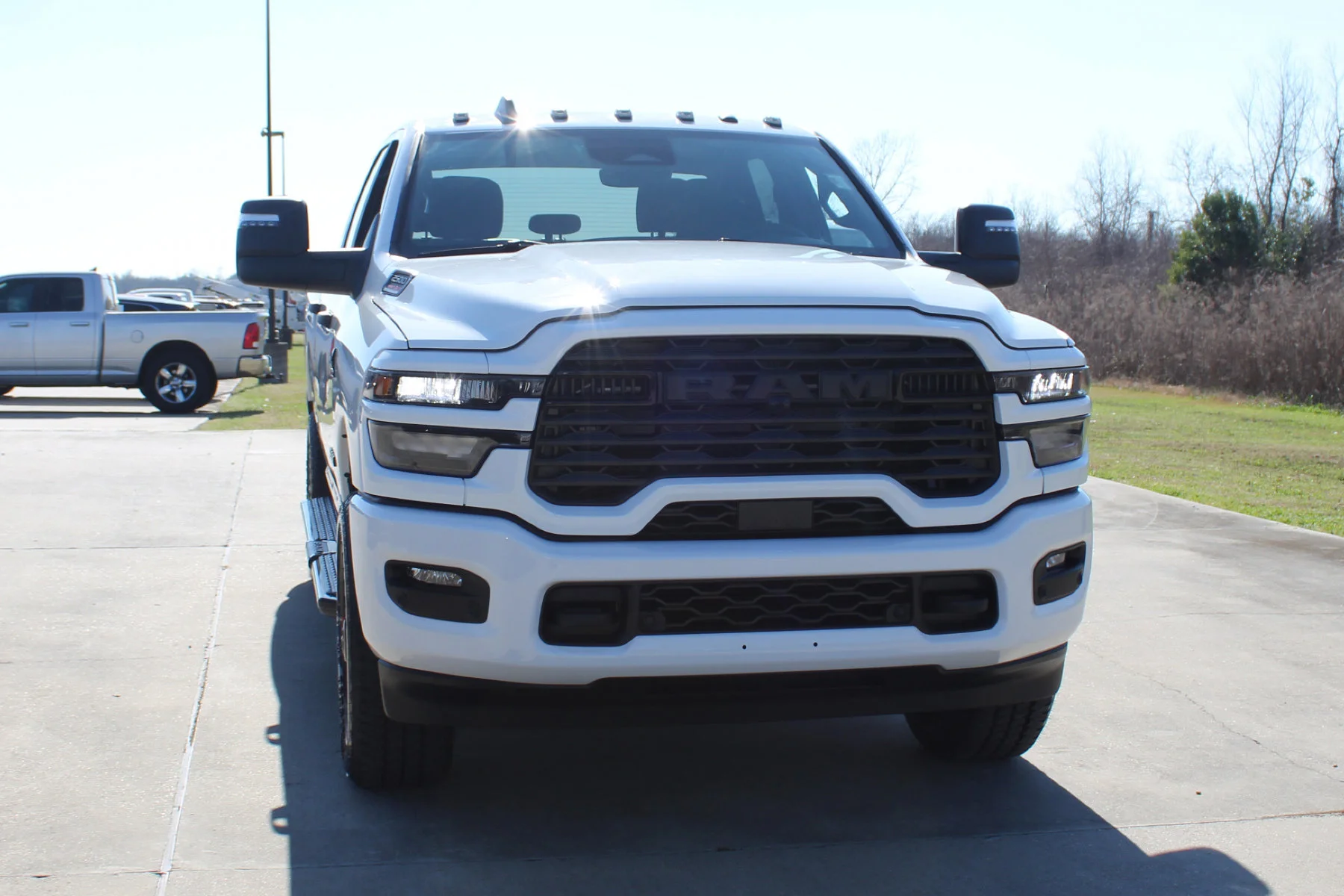New 2026 Bright White Clear-Coat Exterior Paint RAM BIG HORN CREW CAB 4X4 image 26