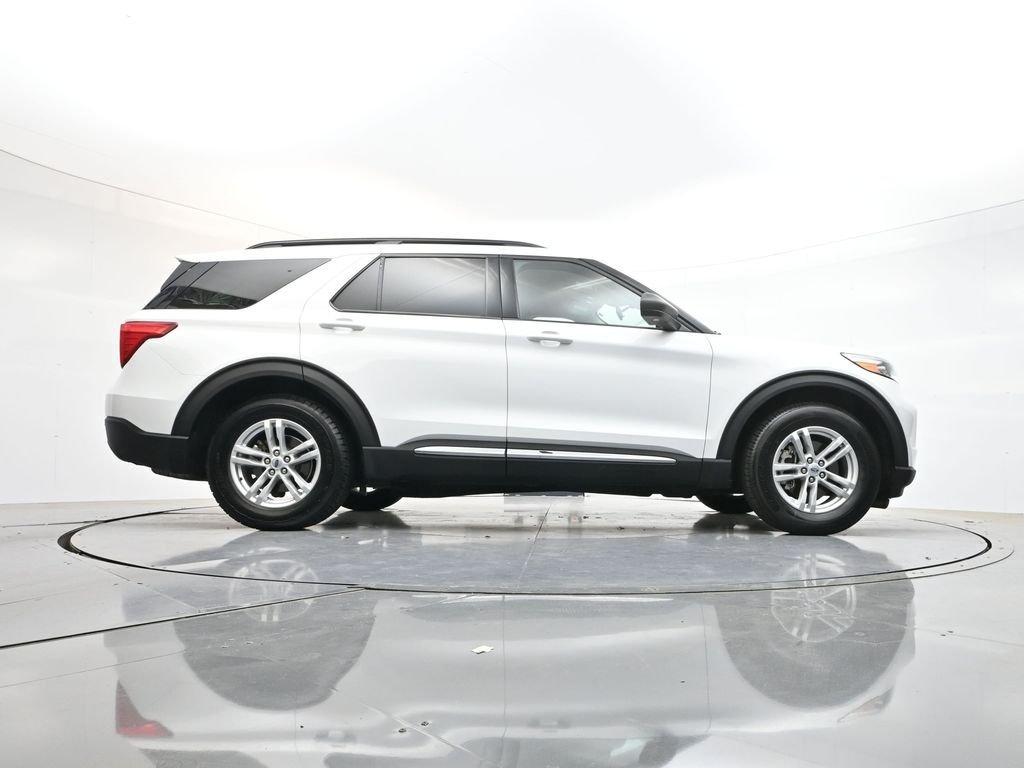 Used 2023 White Ford XLT image 41