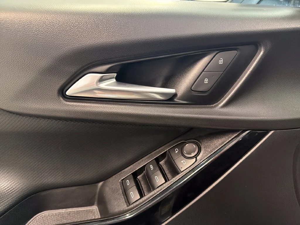 Used 2025 Gray Chevrolet LT image 12