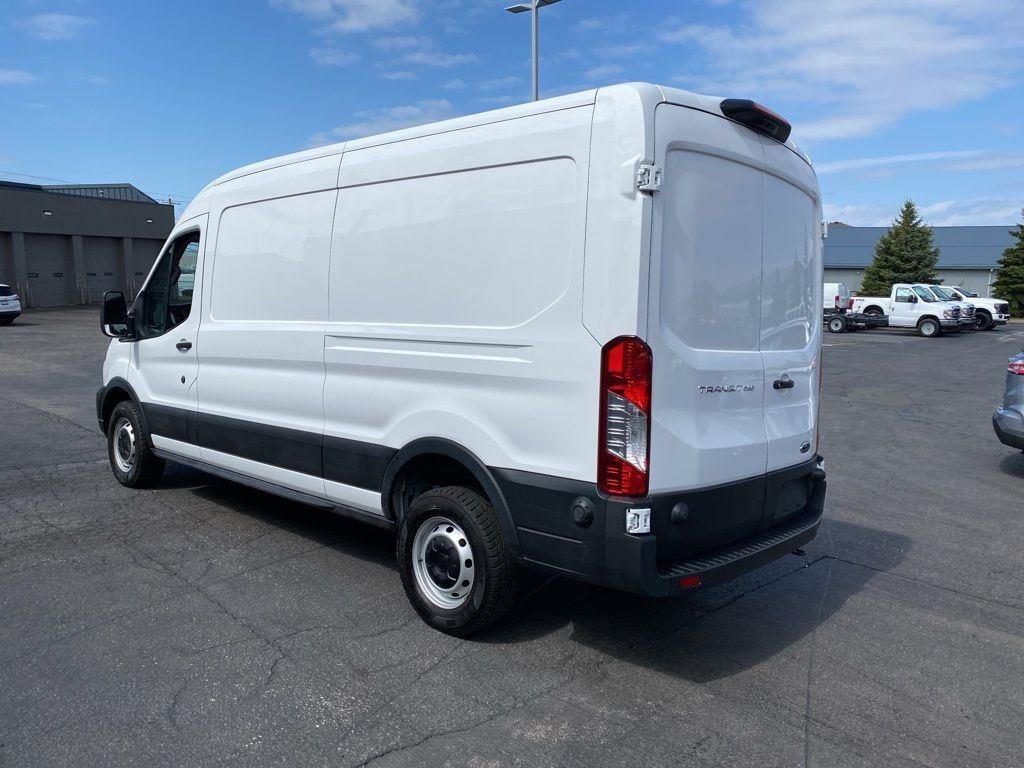 Used 2024 Oxford White Ford Base image 7